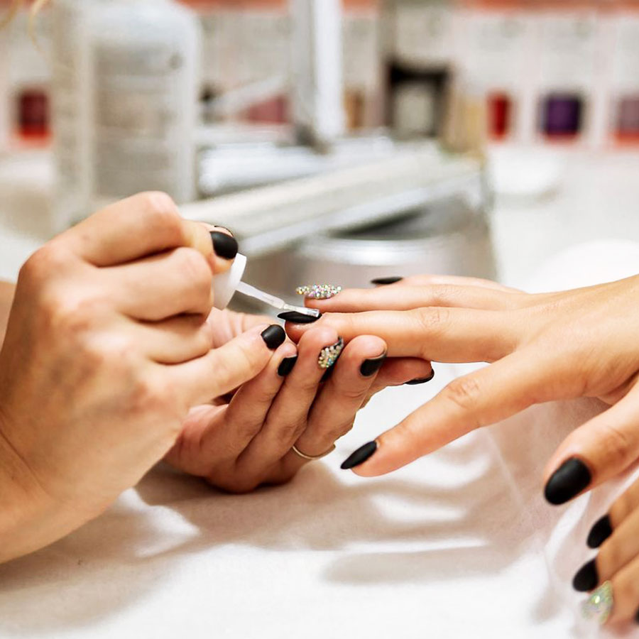 TINA NAILS & SPA
